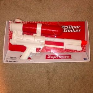 Supreme super soaker
